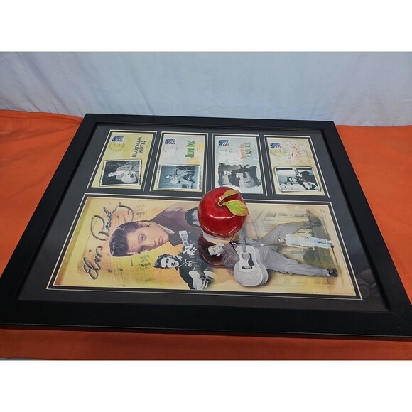 Elvis Presley’s 2006 Stamps Framed #1 Hits 50th Anniversary USPS 22'' x 18'' - Picture 9 of 11